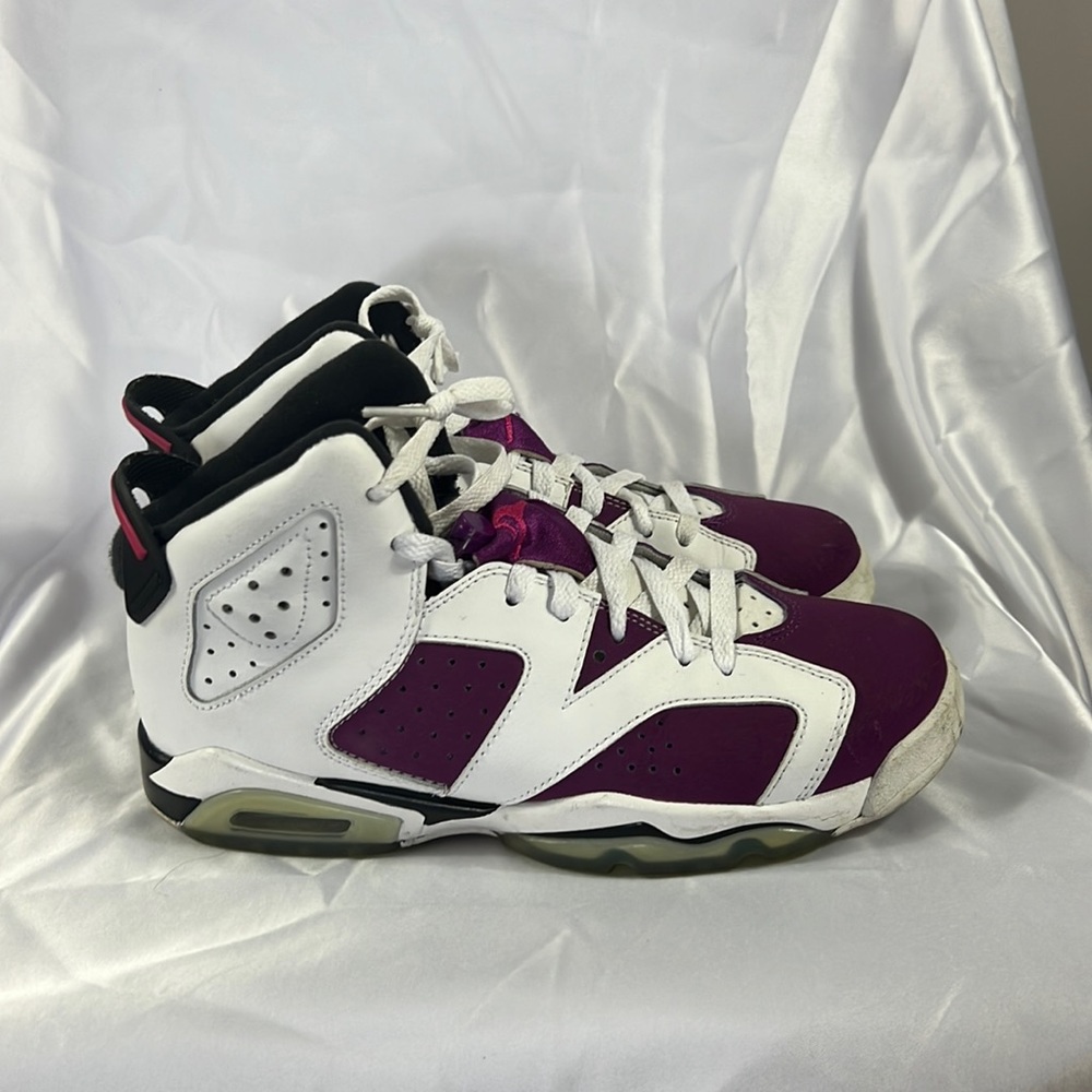 Air Jordan 6 Retro GS Shoes White/Vivid
Pink-Bright Grape-Black size 6.5 (Copy)